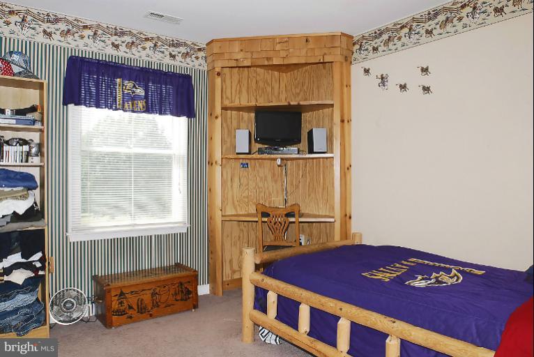 13940 Rover Mill Road West Friendship, MD 21794 - Photo 18 of 29 Bedroom