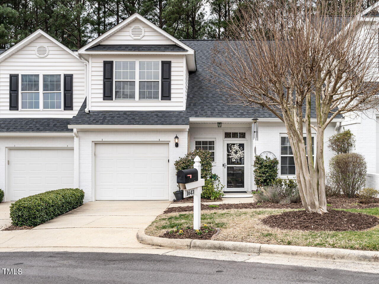 1643 Shepherds Glade Drive, Apex, NC 27523 Compass