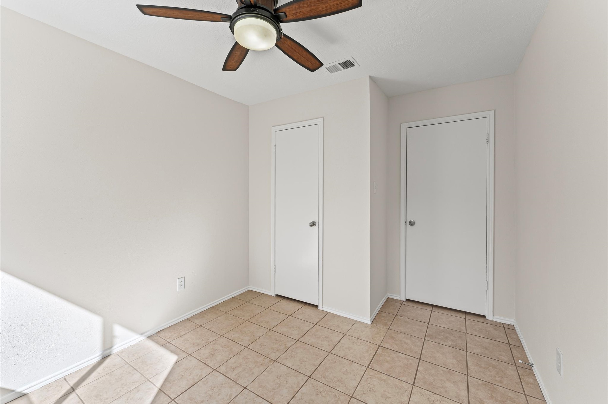 22935 Sherioaks Lane Spring, TX 77389 - Photo 14 of 22 a view of an empty room