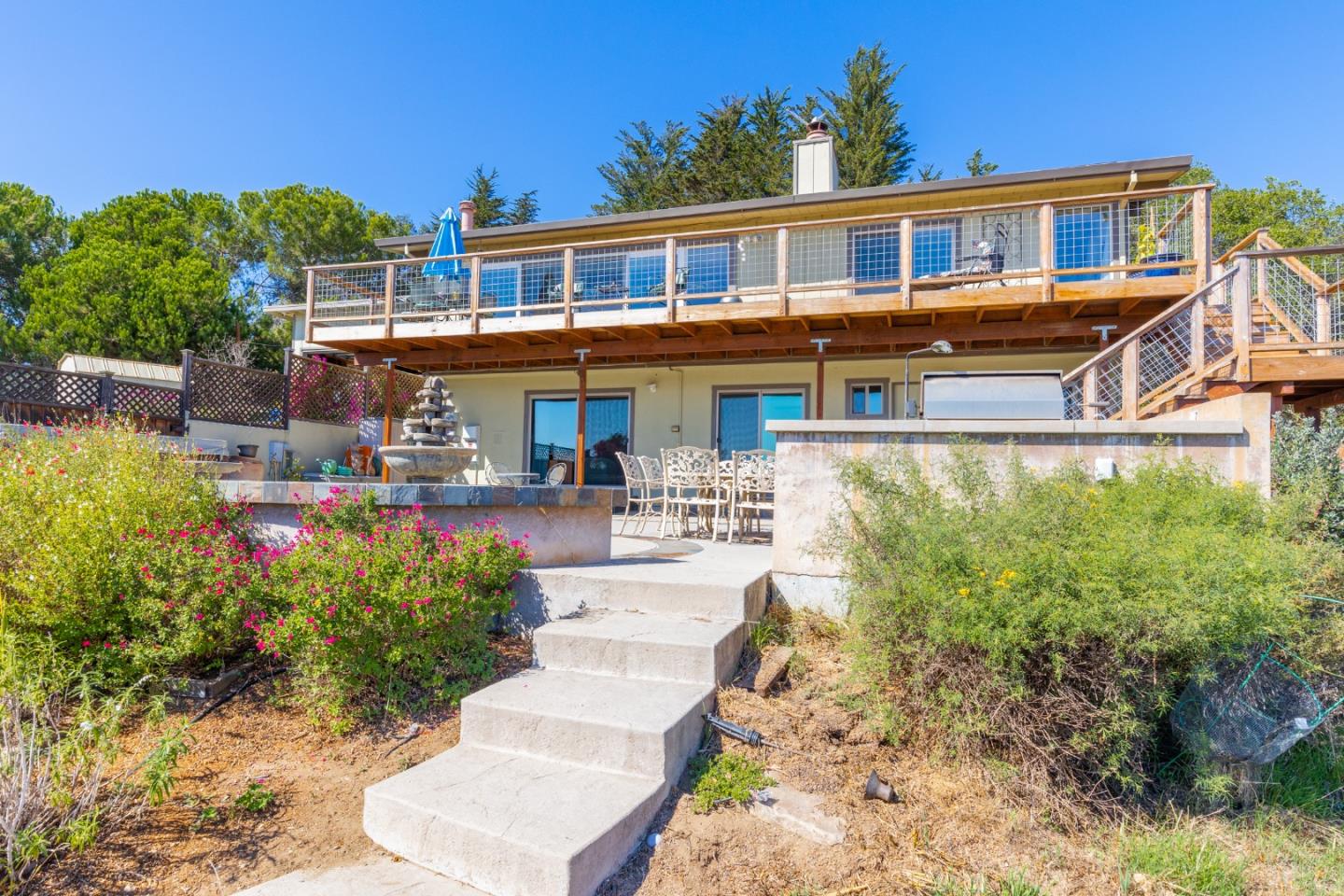 490 Amigo Road Soquel, CA 95073 - Photo 67 of 71 a front view of a house with a yard