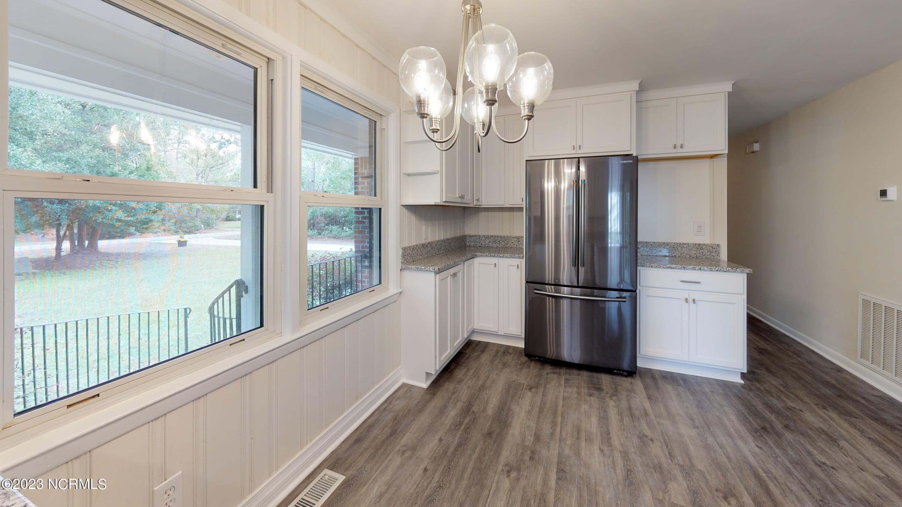 201 Country Place Road Wilmington, NC 28409 - Photo 8 of 29 201-Country-Place-Rd-Kitchen(3)