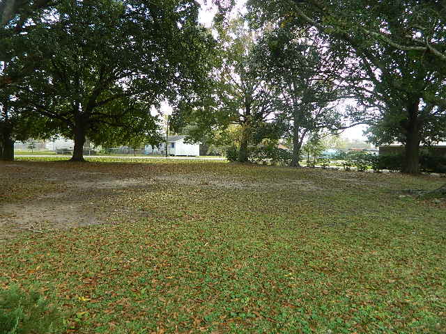 Lot 9-10 Hwy 182 Raceland La Raceland, LA 70394 - Photo 1 of 2 Gallery Image 1