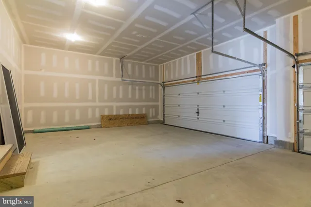 $554,990 | 6 Emily Court, Monroe Township, NJ 08831