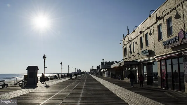 $554,990 | 6 Emily Court, Monroe Township, NJ 08831