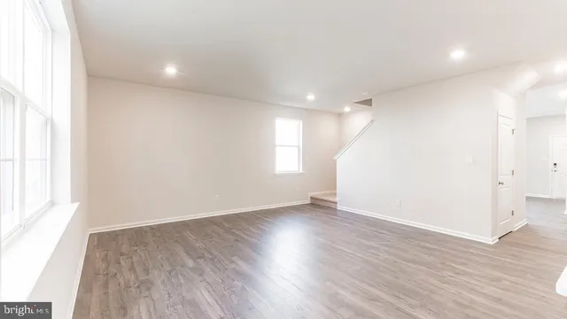 $554,990 | 6 Emily Court, Monroe Township, NJ 08831