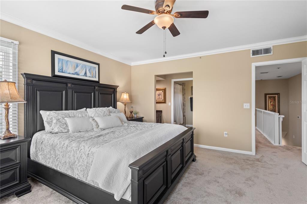 528 Forest Way Longboat Key, FL 34228 - Photo 20 of 40