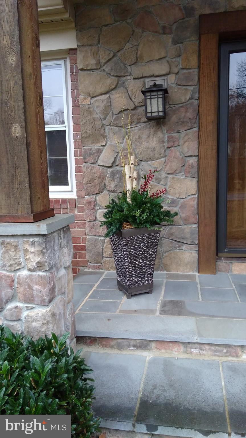 12405 St James Road Rockville, MD 20850 - Photo 11 of 95