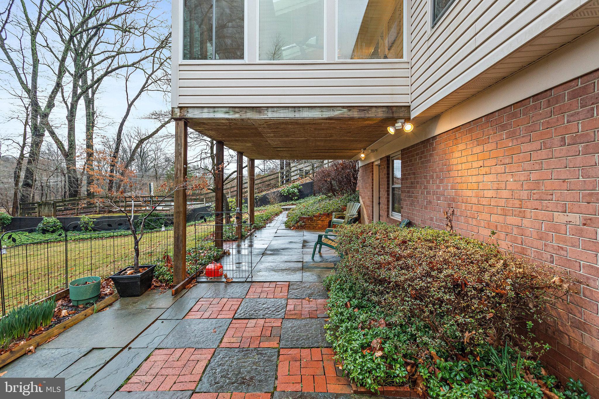 12405 St James Road Rockville, MD 20850 - Photo 12 of 95