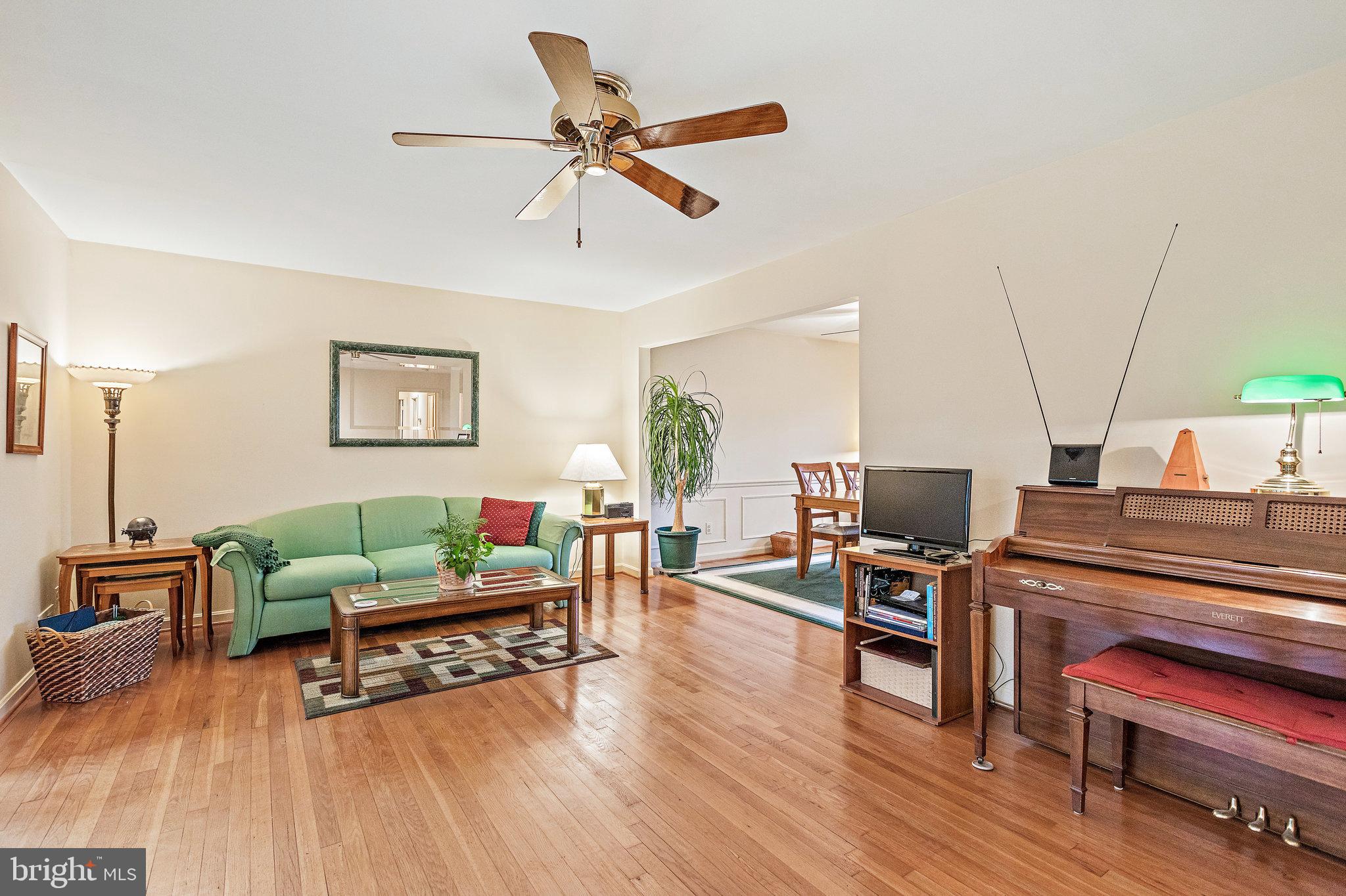 12405 St James Road Rockville, MD 20850 - Photo 44 of 95