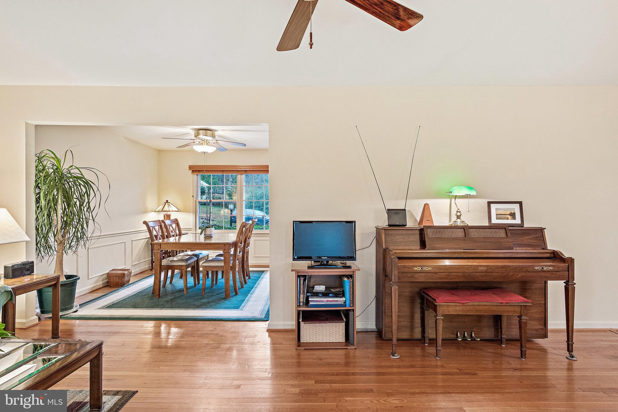 12405 St James Road Rockville, MD 20850 - Photo 45 of 95