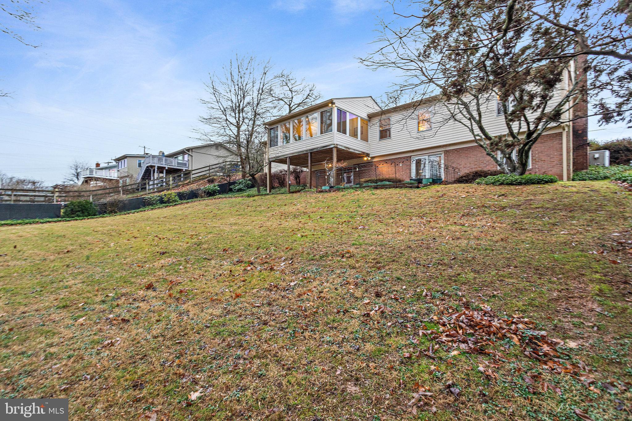 12405 St James Road Rockville, MD 20850 - Photo 10 of 95