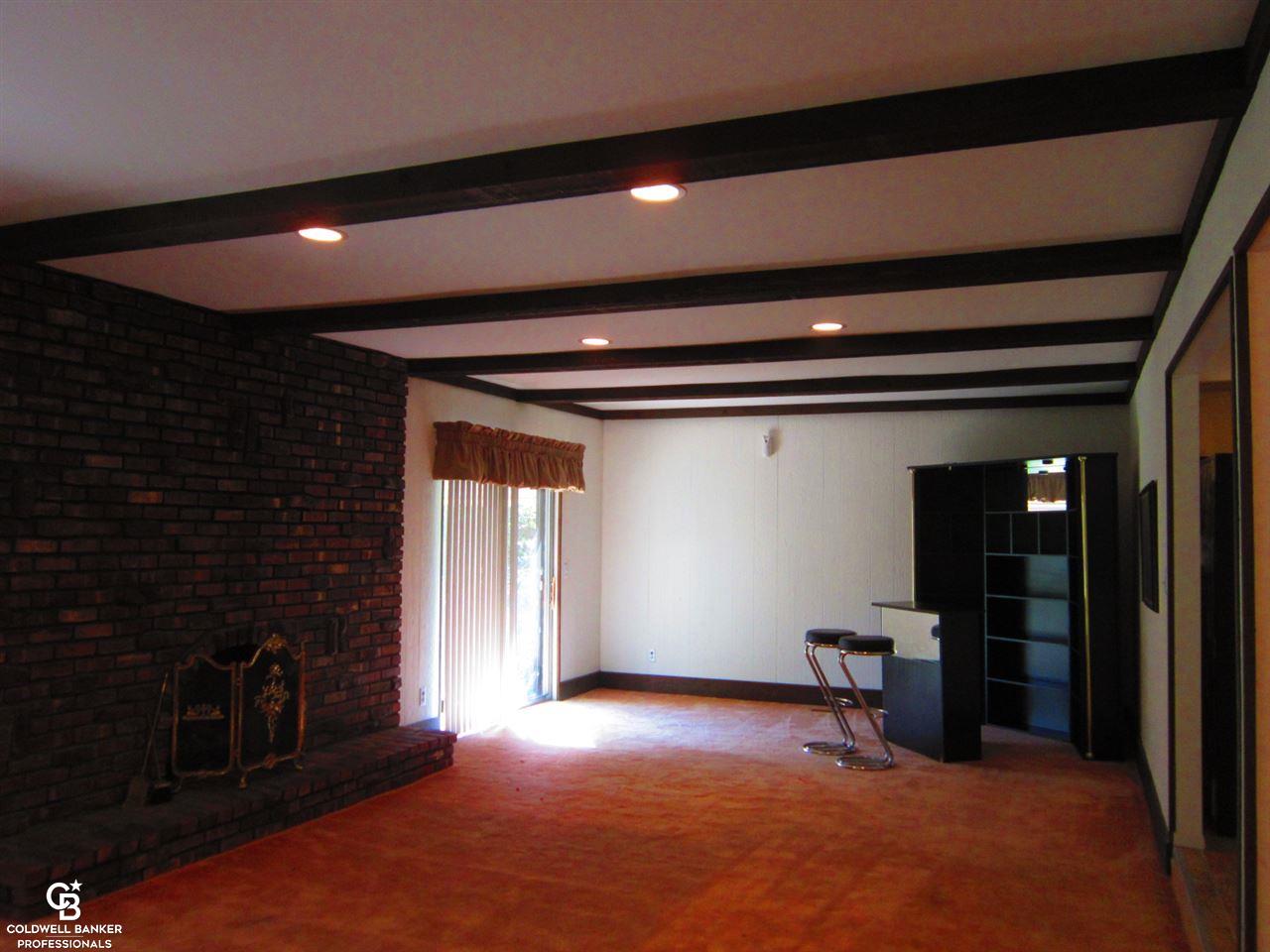 11374 Common Road Warren, MI 48093 - Photo 21 of 52 31239118-21.JPG