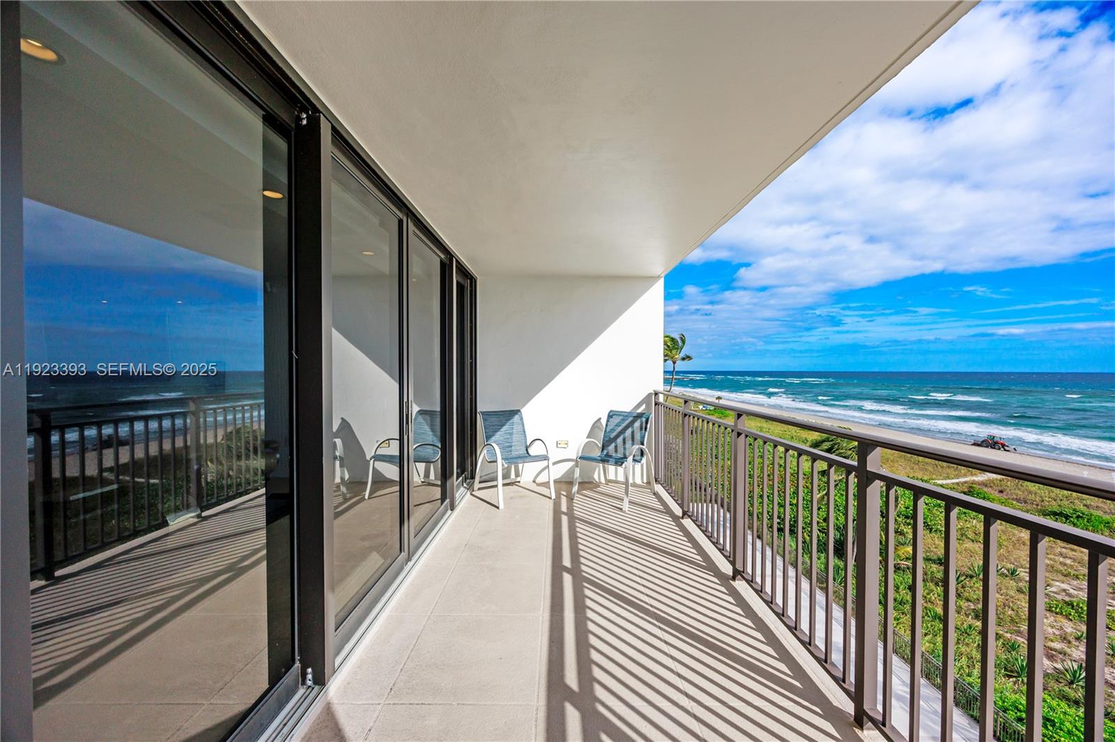 1800 South Ocean Boulevard, Unit 5C Boca Raton, FL 33432 - Photo 51 of 98 a view of balcony with seating