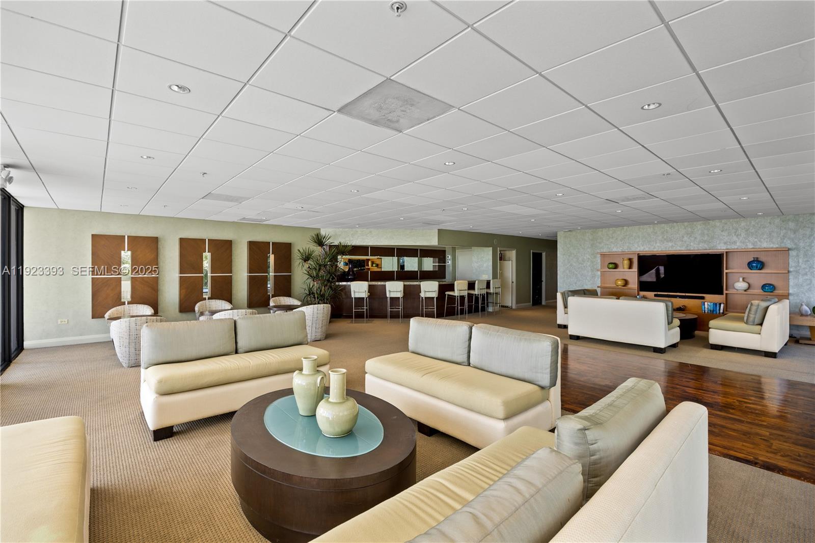 1800 South Ocean Boulevard, Unit 5C Boca Raton, FL 33432 - Photo 94 of 98 a living room with furniture and a large window