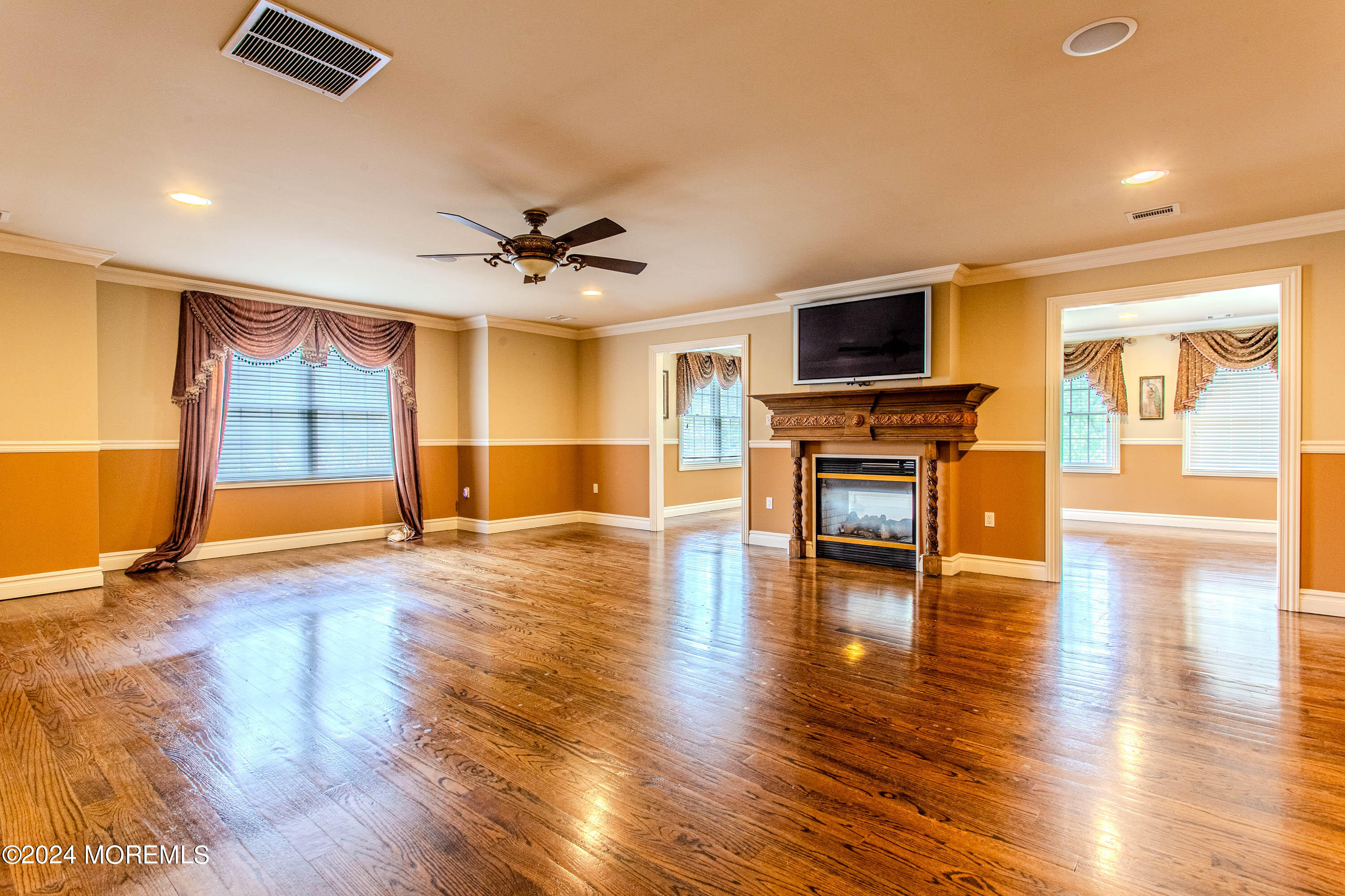 25 Woods End Road Colts Neck, NJ 07722 - Photo 32 of 76 25 West End 052