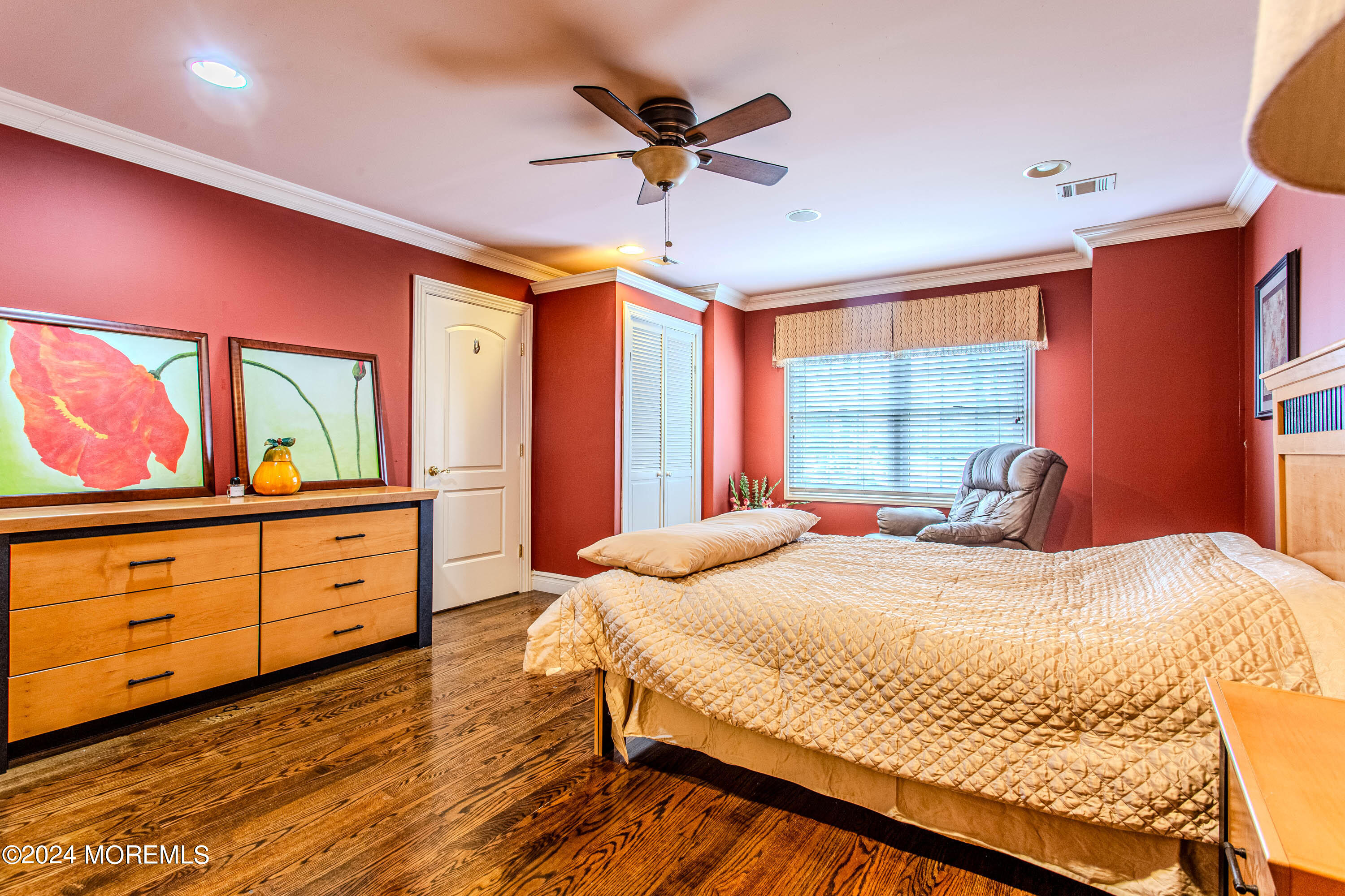 25 Woods End Road Colts Neck, NJ 07722 - Photo 48 of 76 a bed room with a bed and a window