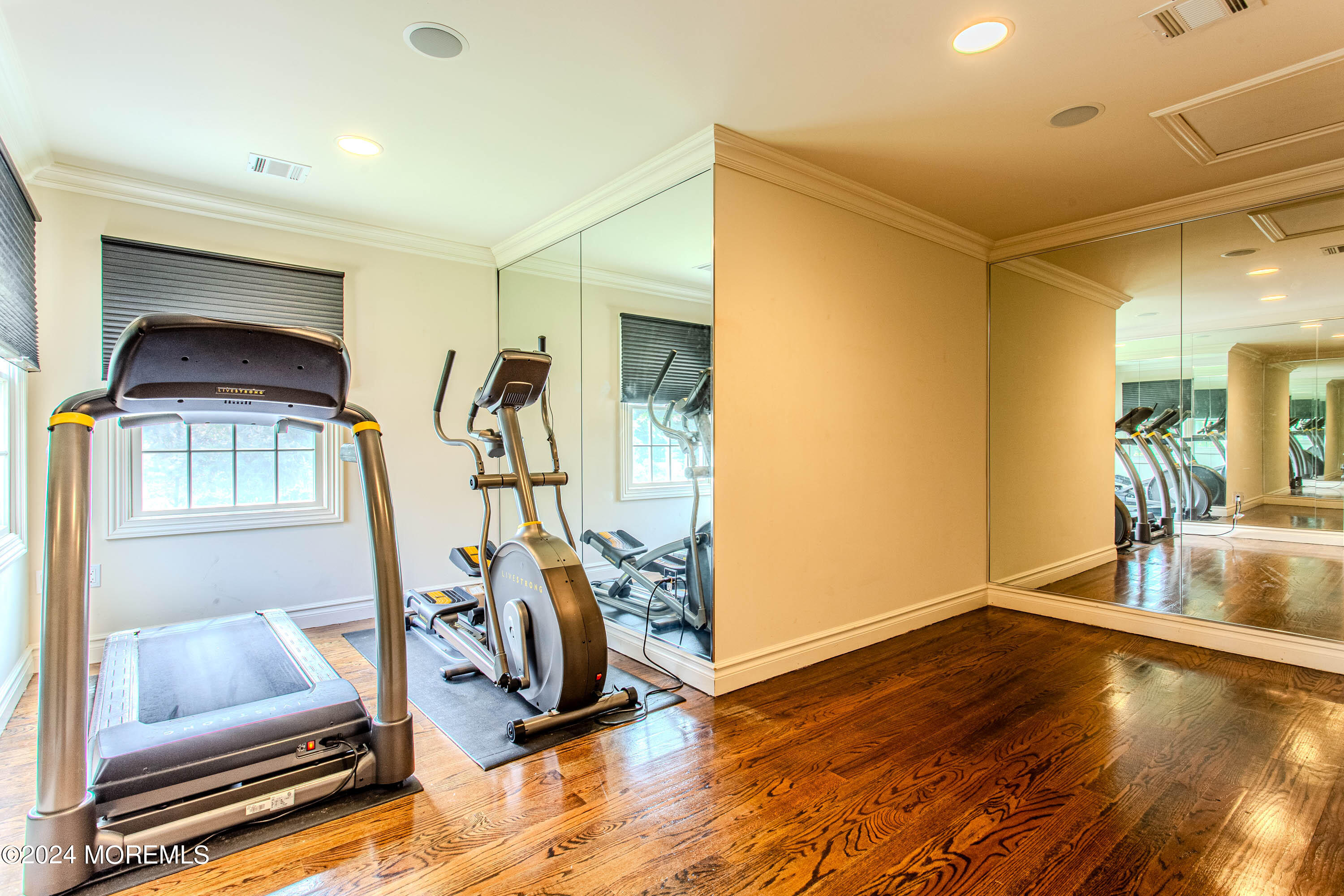 25 Woods End Road Colts Neck, NJ 07722 - Photo 52 of 76 25 West End 044