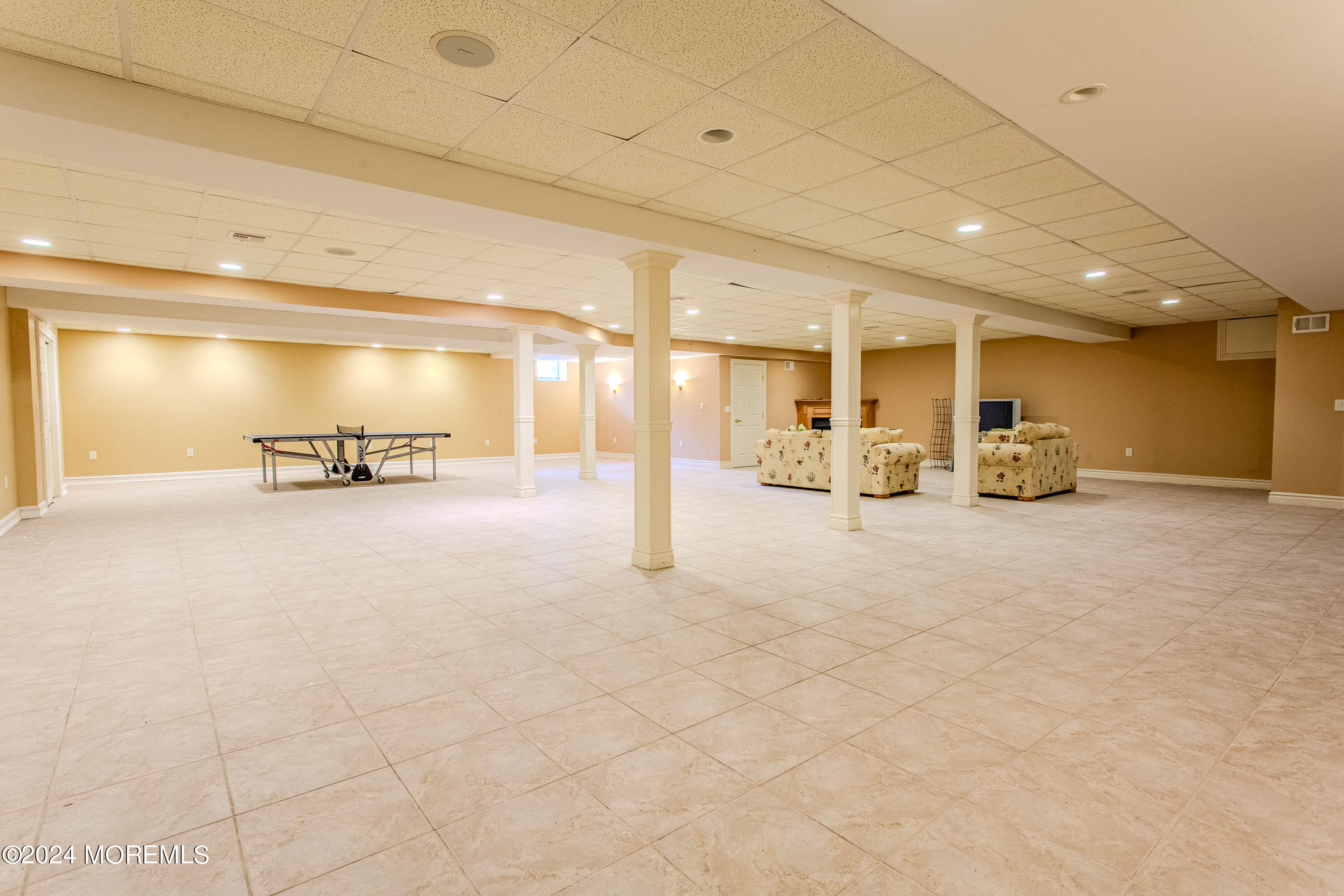 25 Woods End Road Colts Neck, NJ 07722 - Photo 60 of 76 25 West End 063