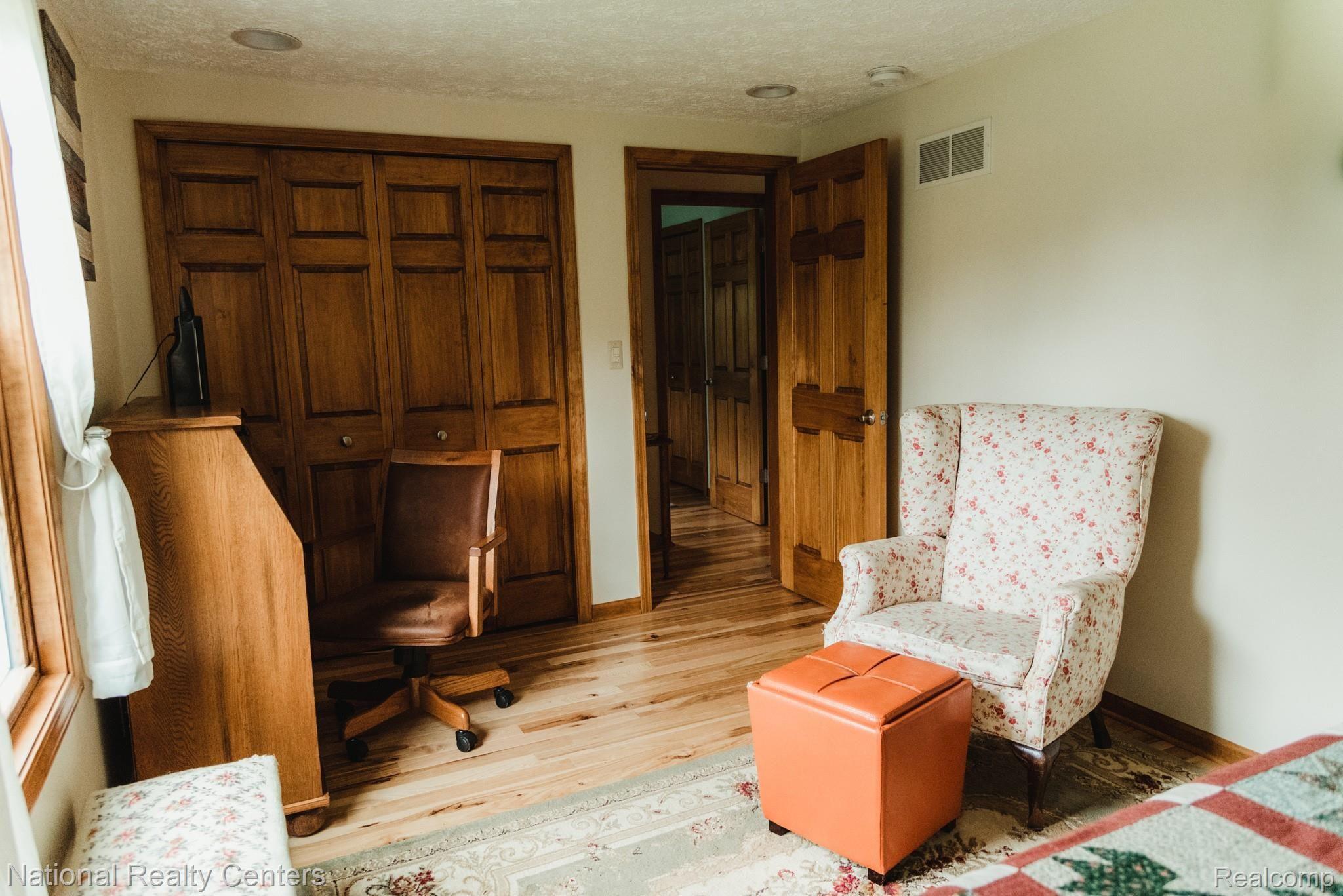 6159 Golf Club Road Howell, MI 48843 - Photo 13 of 32 gc7.jpg