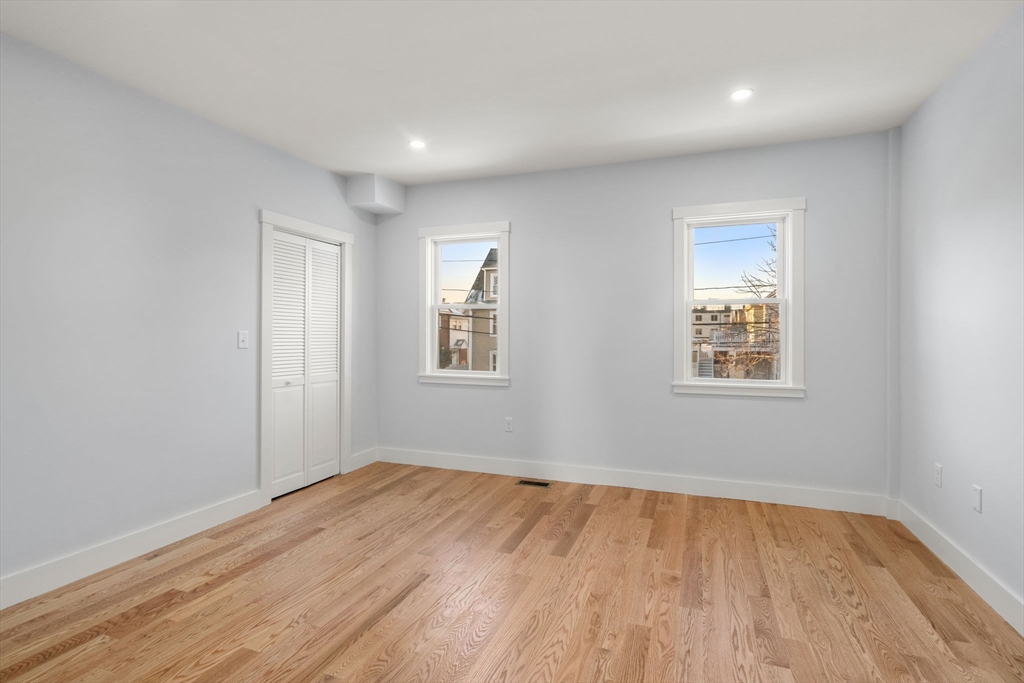 6 Clinton Street, Unit 6 Newton, MA 02458 - Photo 14 of 24