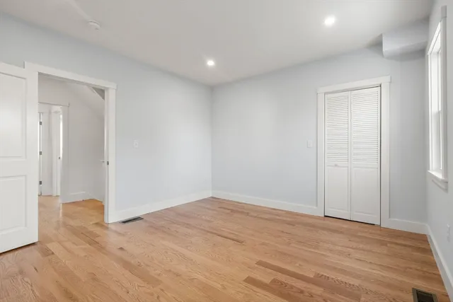 $4,150 | 6 Clinton Street, Unit 6, Newton, MA 02458