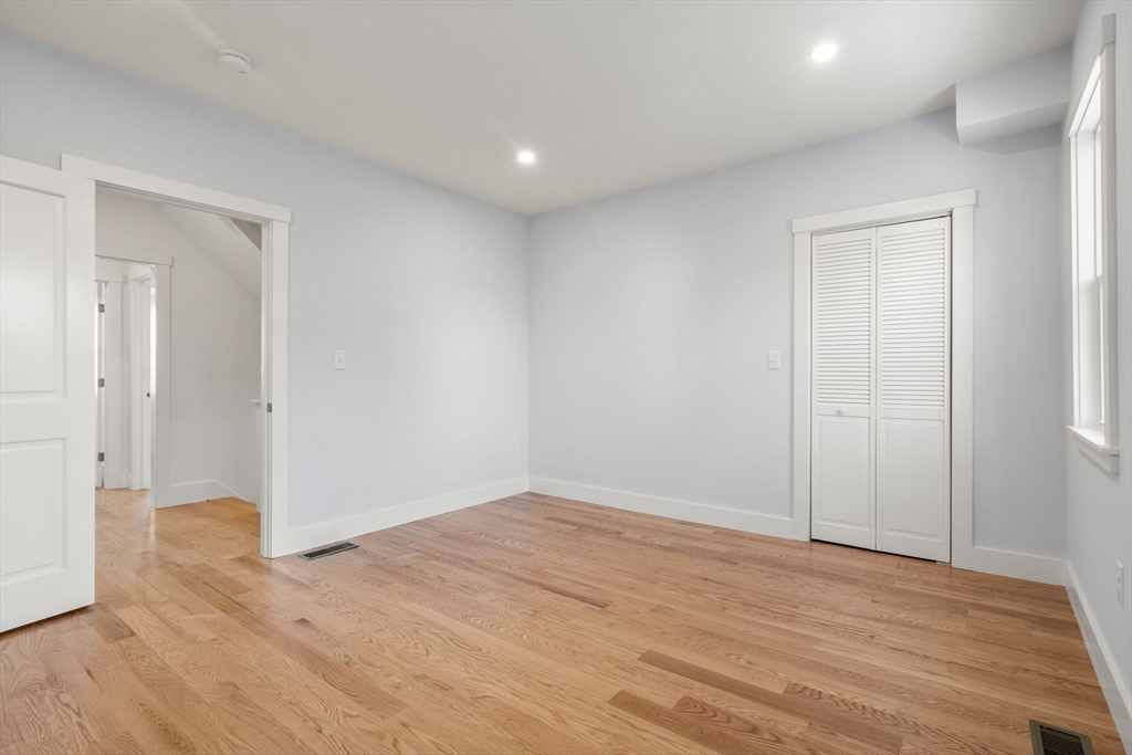 6 Clinton Street, Unit 6 Newton, MA 02458 - Photo 15 of 24