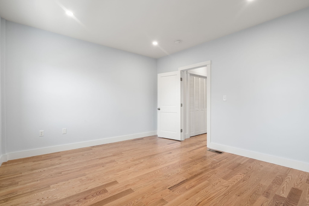 6 Clinton Street, Unit 6 Newton, MA 02458 - Photo 16 of 24