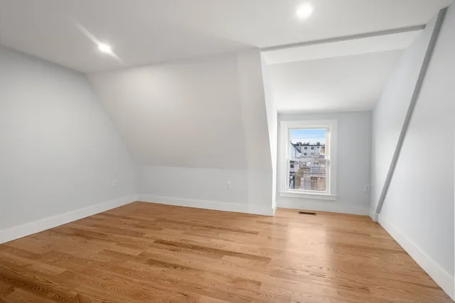 $4,150 | 6 Clinton Street, Unit 6, Newton, MA 02458