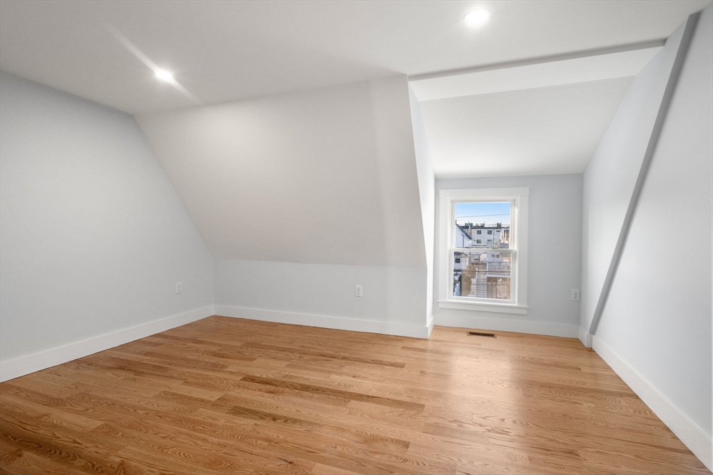 6 Clinton Street, Unit 6 Newton, MA 02458 - Photo 20 of 24