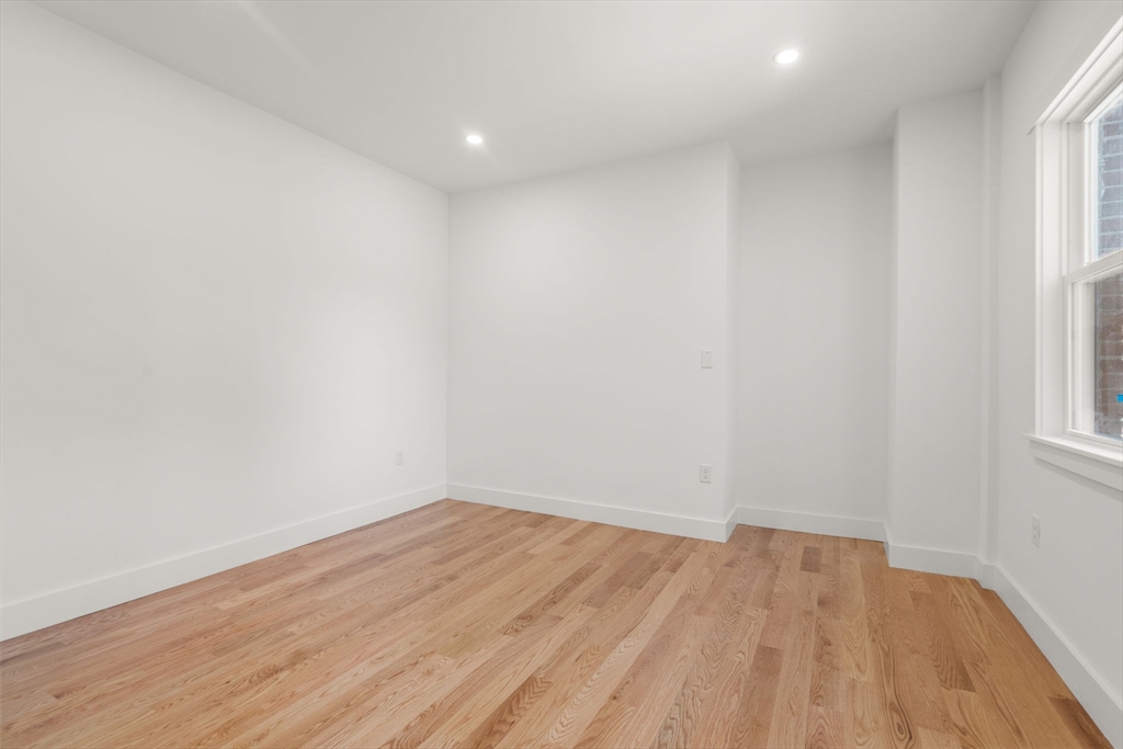 6 Clinton Street, Unit 6 Newton, MA 02458 - Photo 23 of 24