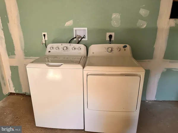 $2,400 | 3354 Richmond Highway, Stafford, VA 22554