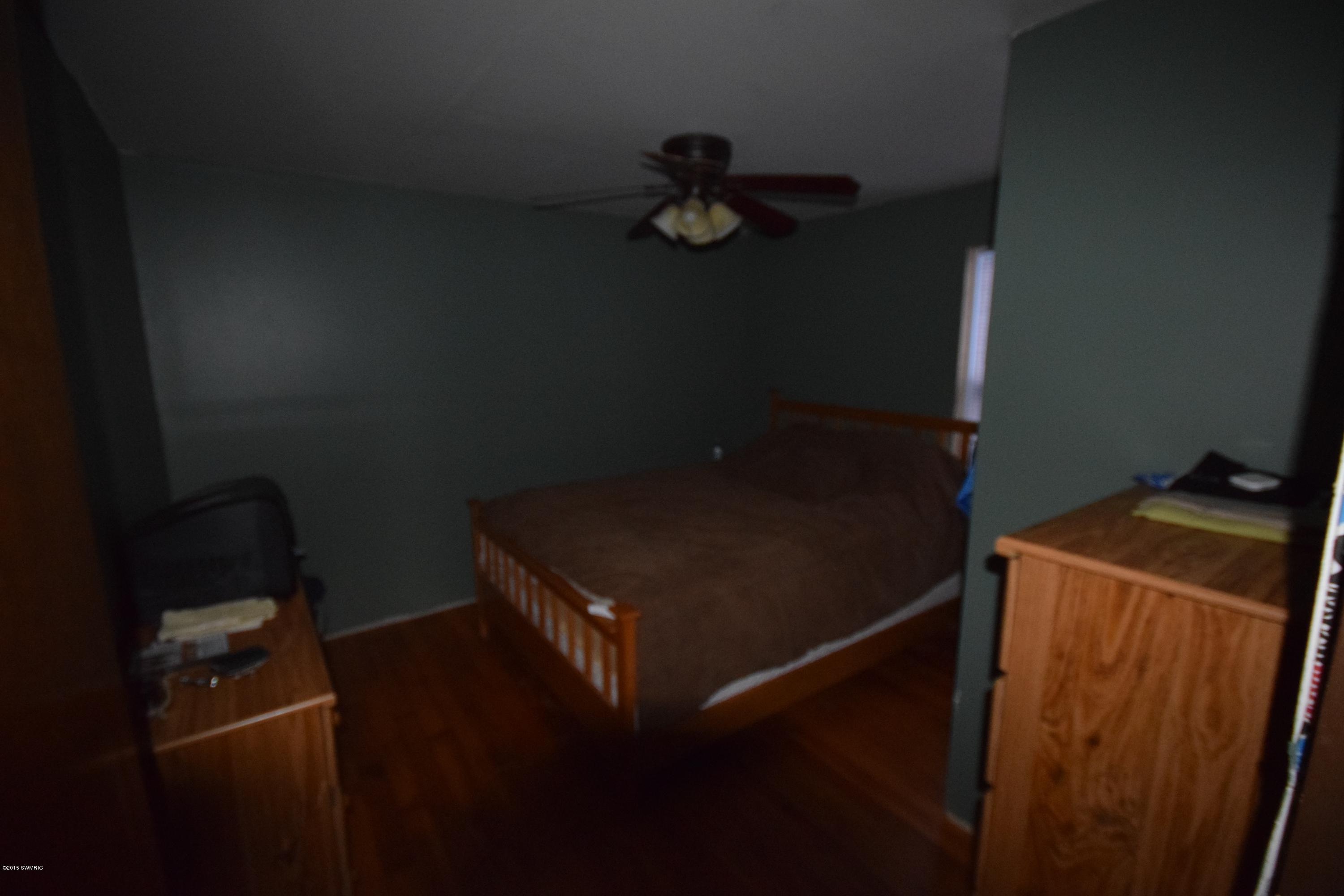 7841 South Marsh Road Plainwell, MI 49080 - Photo 8 of 12 DSC_0009