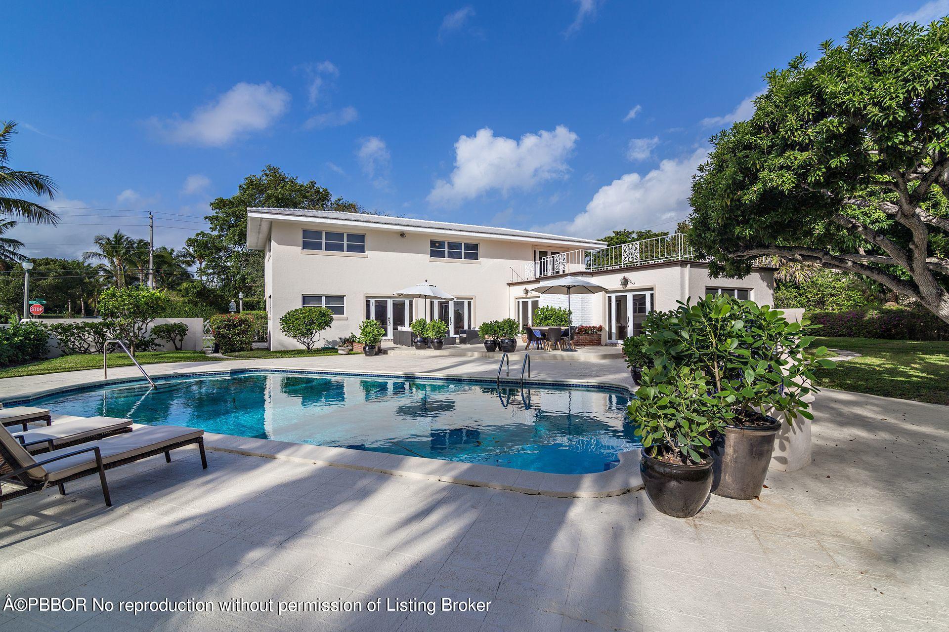 239 Sunset Road West Palm Beach, FL 33401 - Photo 1 of 28 Backyard
