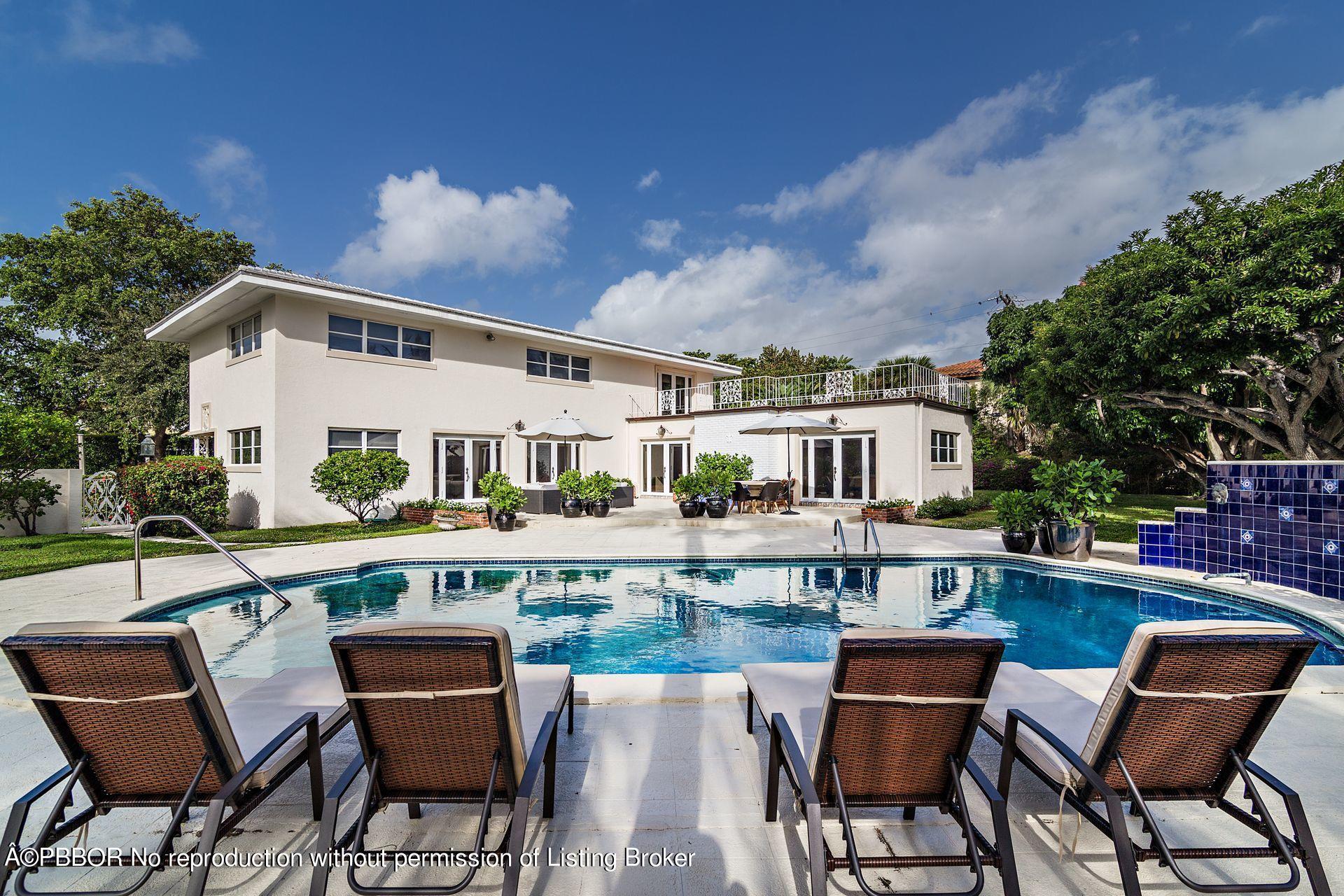 239 Sunset Road West Palm Beach, FL 33401 - Photo 18 of 28 Backyard