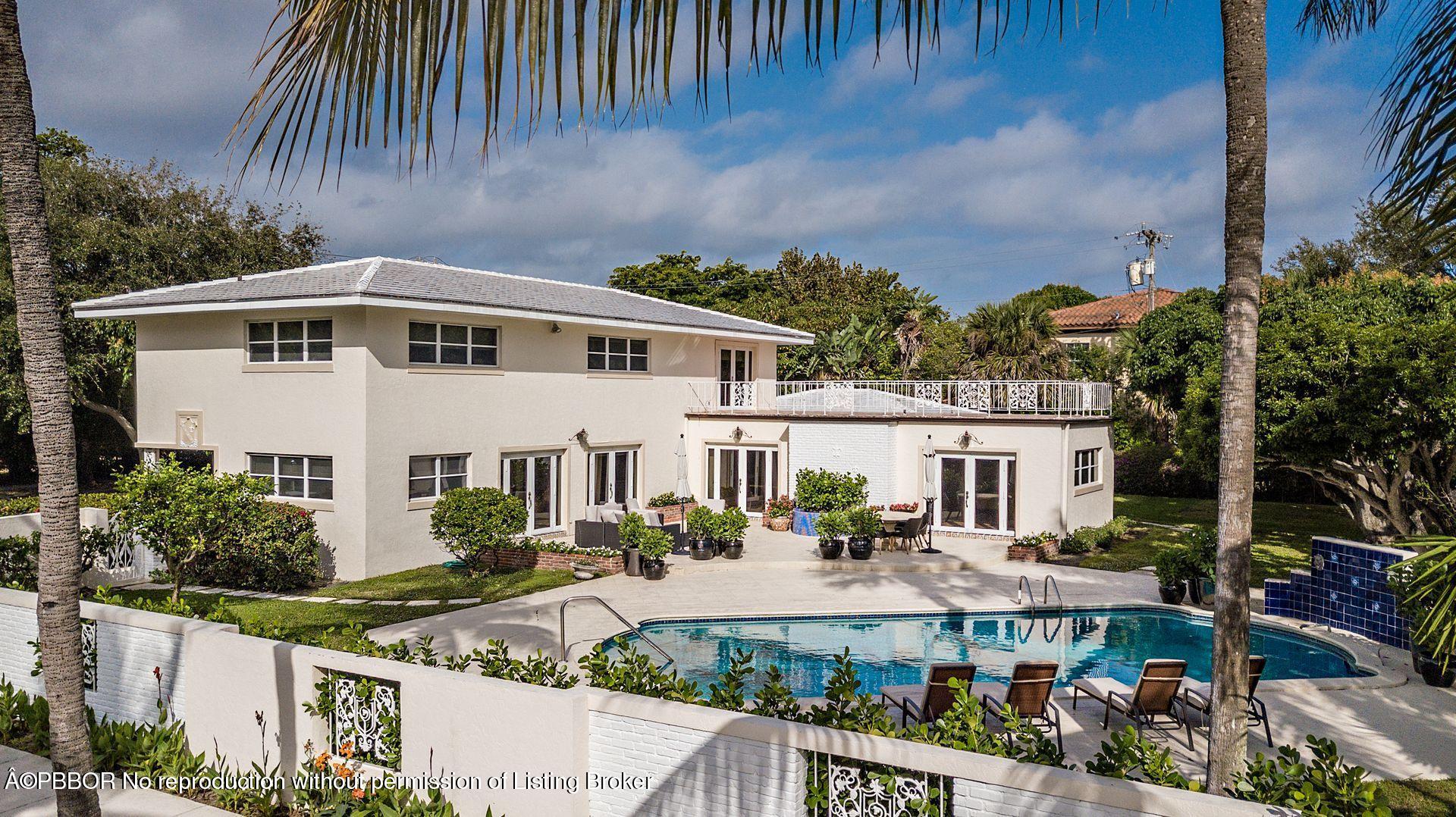 239 Sunset Road West Palm Beach, FL 33401 - Photo 4 of 28 Back Exterior