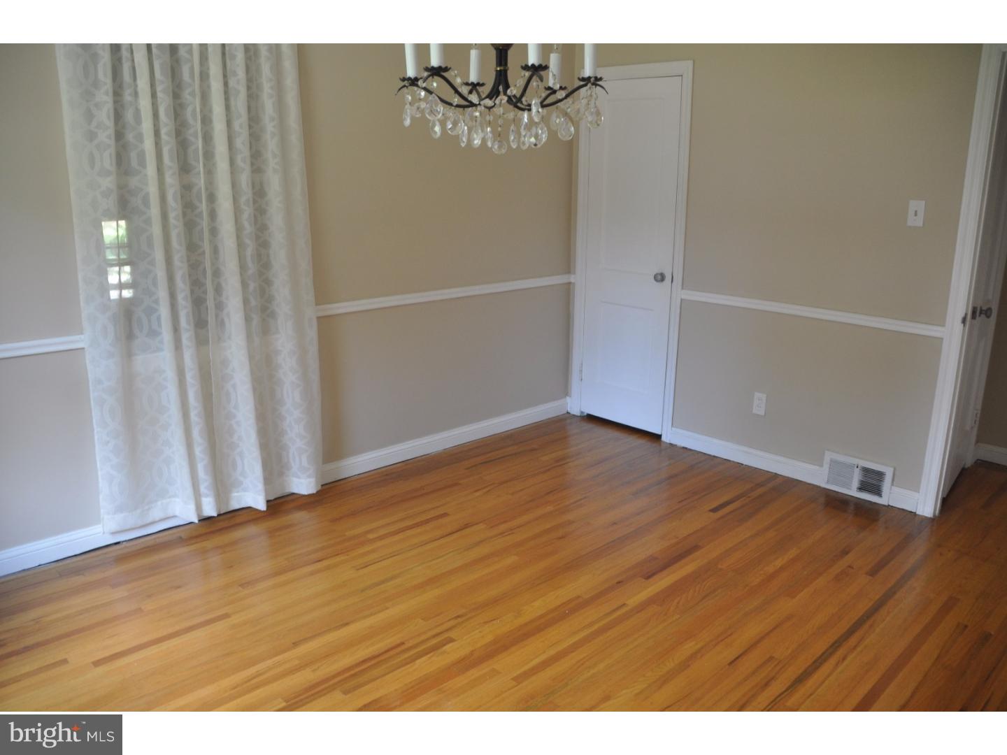 1383 Harrington Road Havertown, PA 19083 - Photo 7 of 20 Dining Room