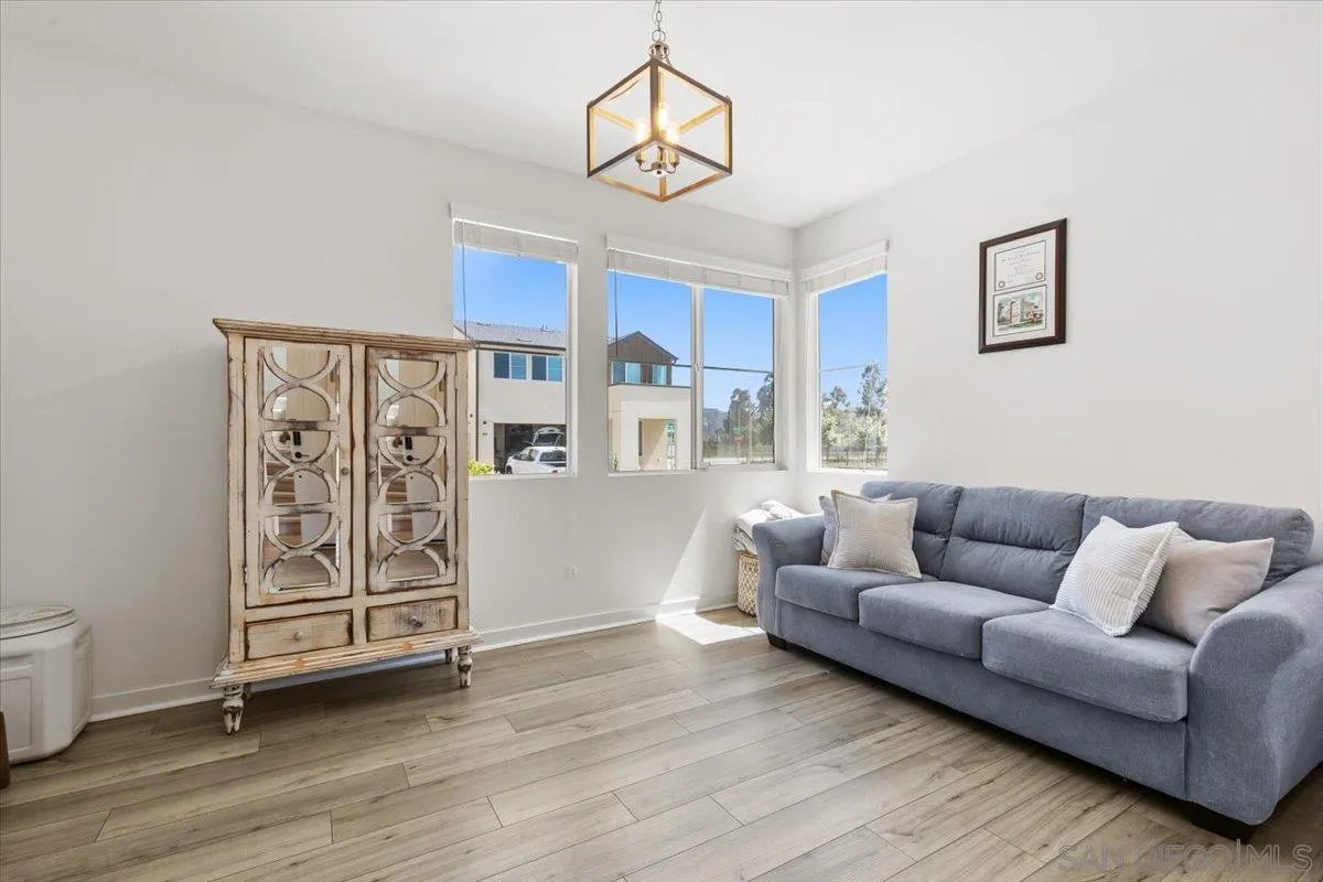 108 Lipizzan Lane Fallbrook, CA 92028 - Photo 5 of 37 a living room with furniture and window