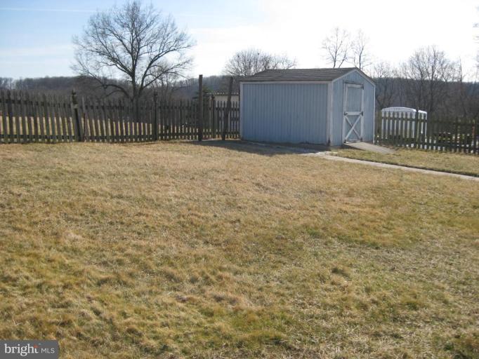 3501 Murkle Road Westminster, MD 21158 - Photo 28 of 30 Back yard