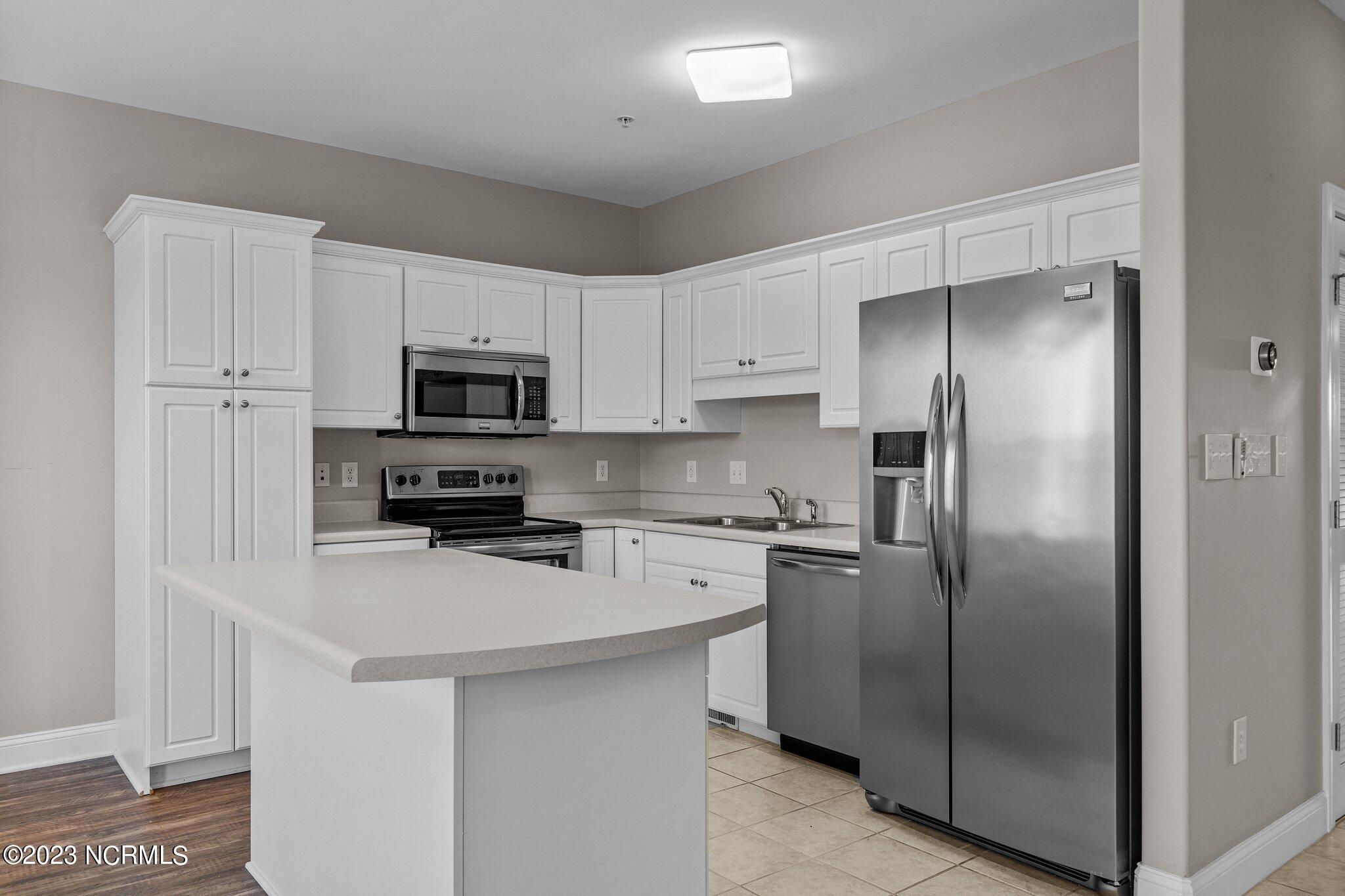 1700 Salter Path Road, Unit 202Q Indian Beach, NC 28512 - Photo 38 of 55 38-web-or-mls-1S3A7289