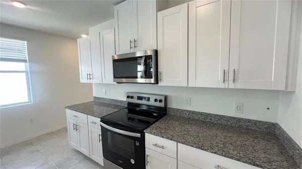 $2,100 | 3185 Viceroy Court, Kissimmee, FL 34759