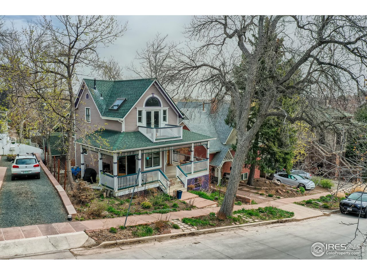 1109 Mapleton Avenue Boulder, CO 80304 - Photo 24 of 27 front view of house with a yard