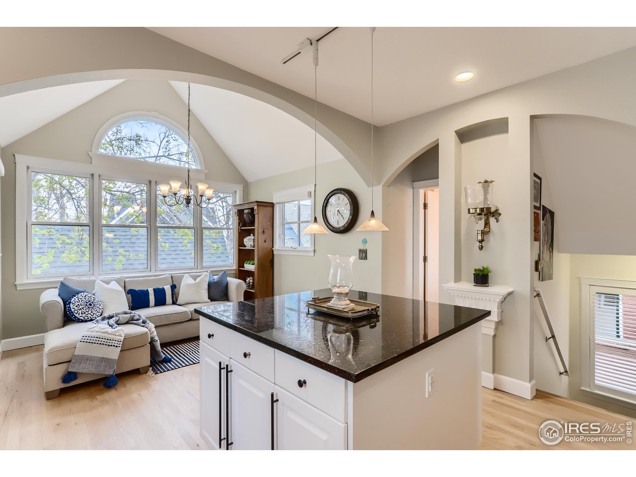 1109 Mapleton Avenue Boulder, CO 80304 - Photo 10 of 27 a living room with furniture and a large window