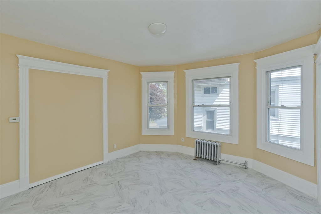116-118 Massasoit Street Springfield, MA 01107 - Photo 17 of 32
