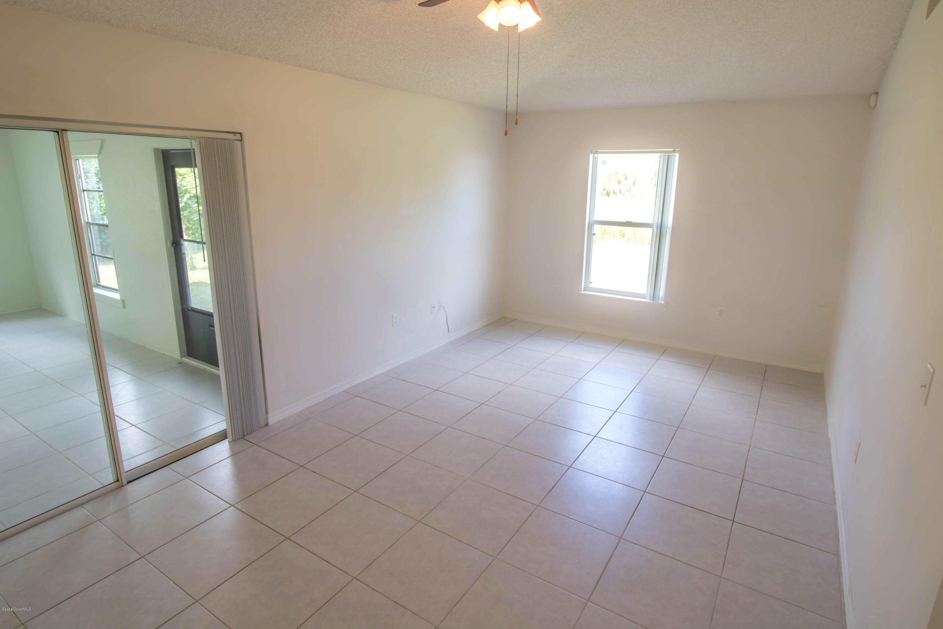 2894 Digby Road Southeast Palm Bay, FL 32909 - Photo 11 of 18 Family room