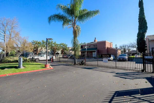 $250,000 | 3722 West Benjamin Holt Drive, Unit 16, Stockton, CA 95219