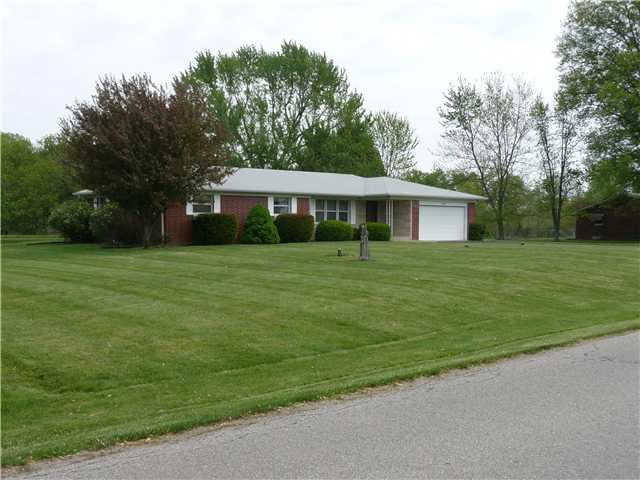774 Weber Road Greenfield, IN 46140 - Photo 2 of 13 Gallery Image 2