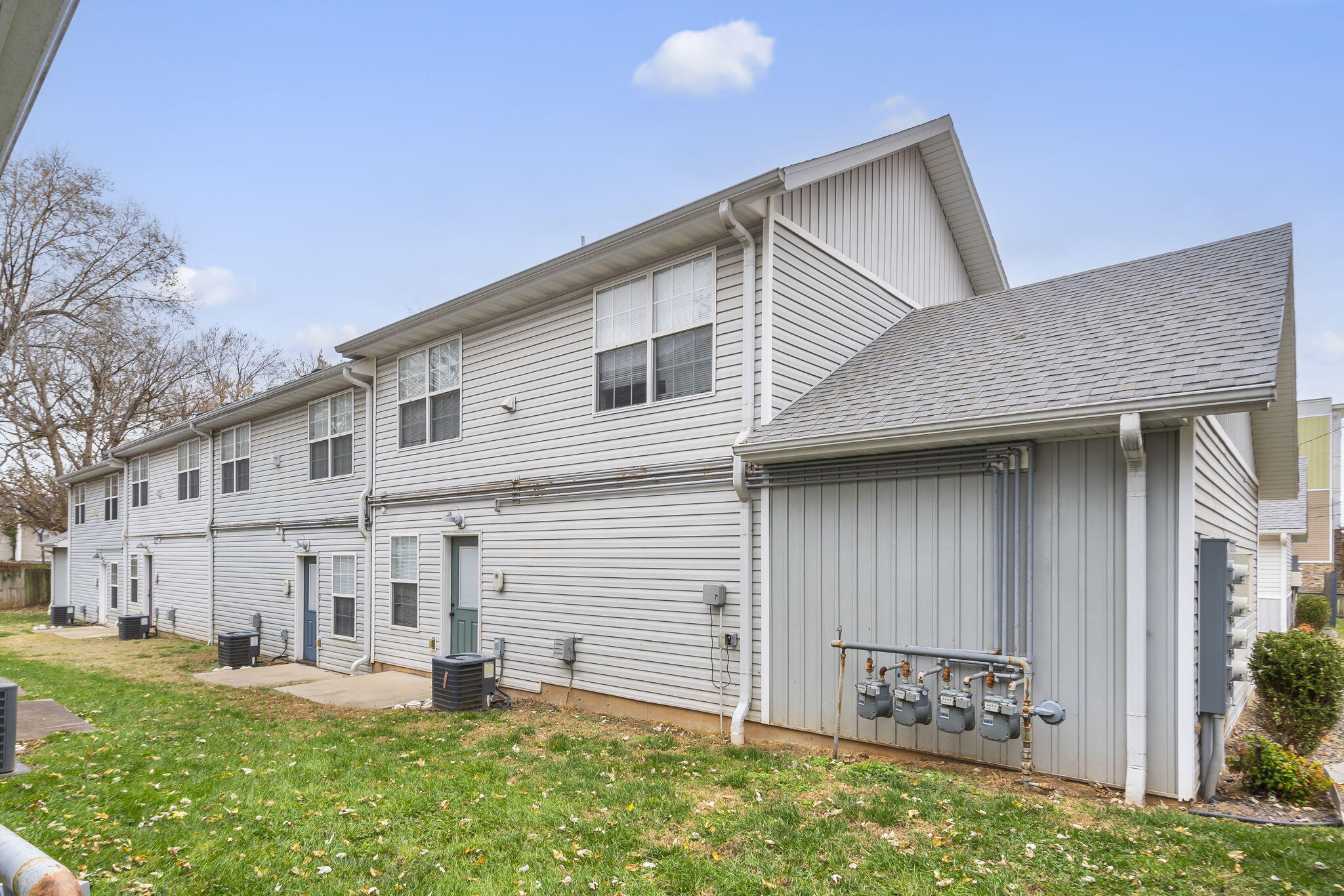 311 South Hampton Avenue Springfield, MO 65806 - Photo 6 of 32 Exterior