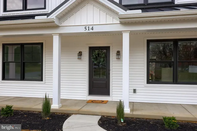 $719,900 | 514 Woodcrest Avenue, Lititz, PA 17543