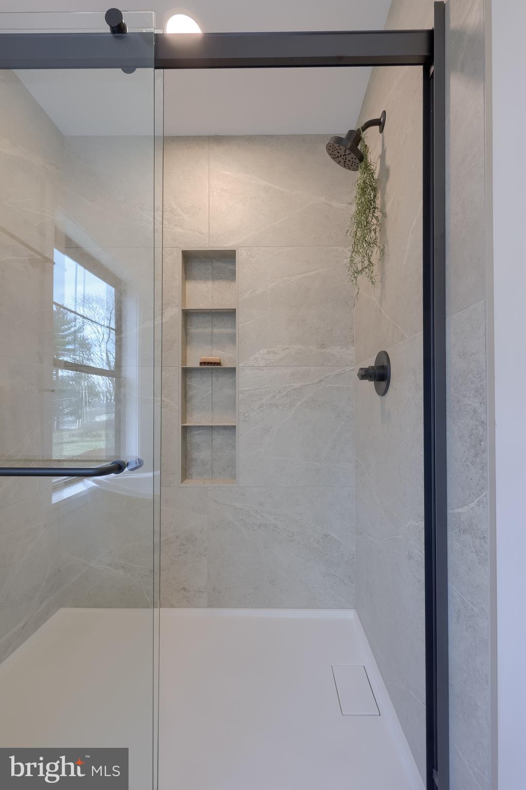 514 Woodcrest Avenue Lititz, PA 17543 - Photo 53 of 64 a bathroom with a bathtub and a shower