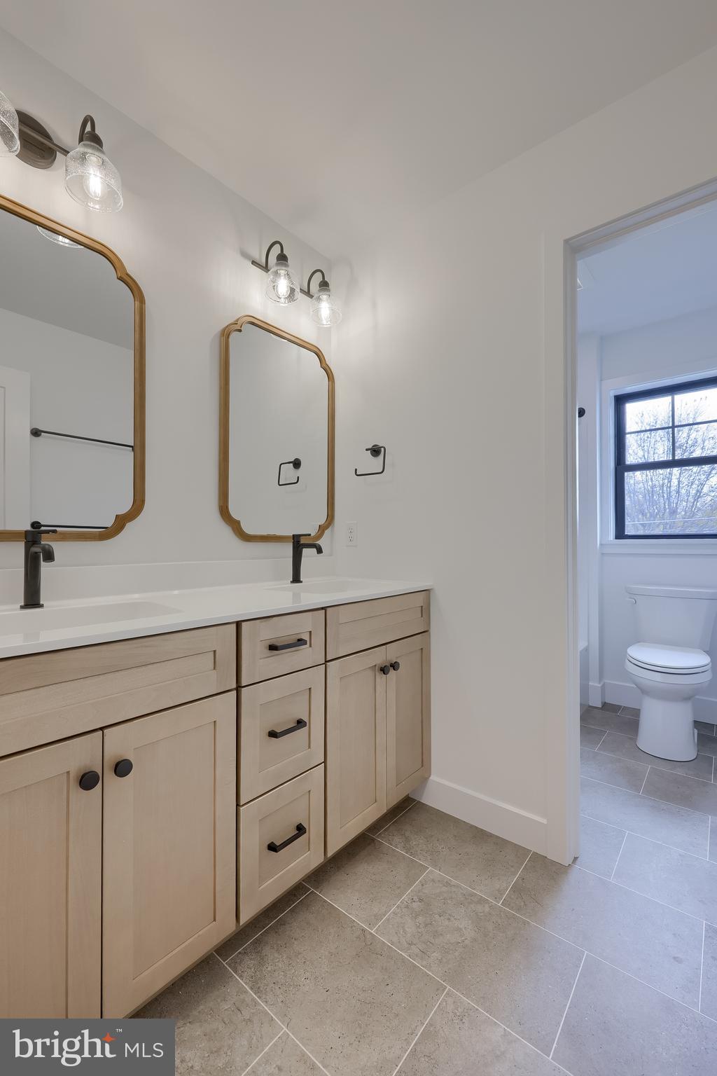 514 Woodcrest Avenue Lititz, PA 17543 - Photo 57 of 64 Hall Bath